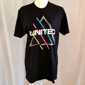 5/$15 AMERICAN APPAREL Sz L, T-shirt, Unisex, Back is blank, GUC, colorful